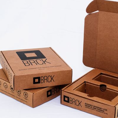 جودة مستحلب شمع البولي إيثيلين ذو صلابة عالية ولمعان عالي يعادل Ultralube GA1816 يمكن استخدامه في الورنيش المائي مصنع