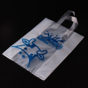 جودة الراتنج الأكريليك الصلب القائم على المياه ذو الوزن الجزيئي العالي مع شفافية ممتازة يمكن استخدامه في طحن الصبغات مماثلة لـ Joncryl67 مصنع